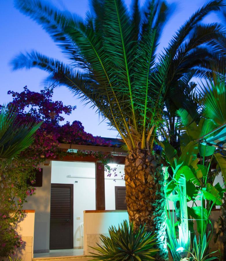 Residence La Conchiglia Vieste Bagian luar foto