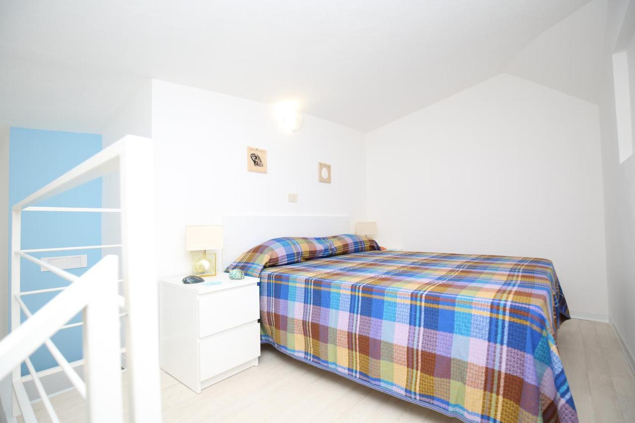 Residence La Conchiglia Vieste Bagian luar foto