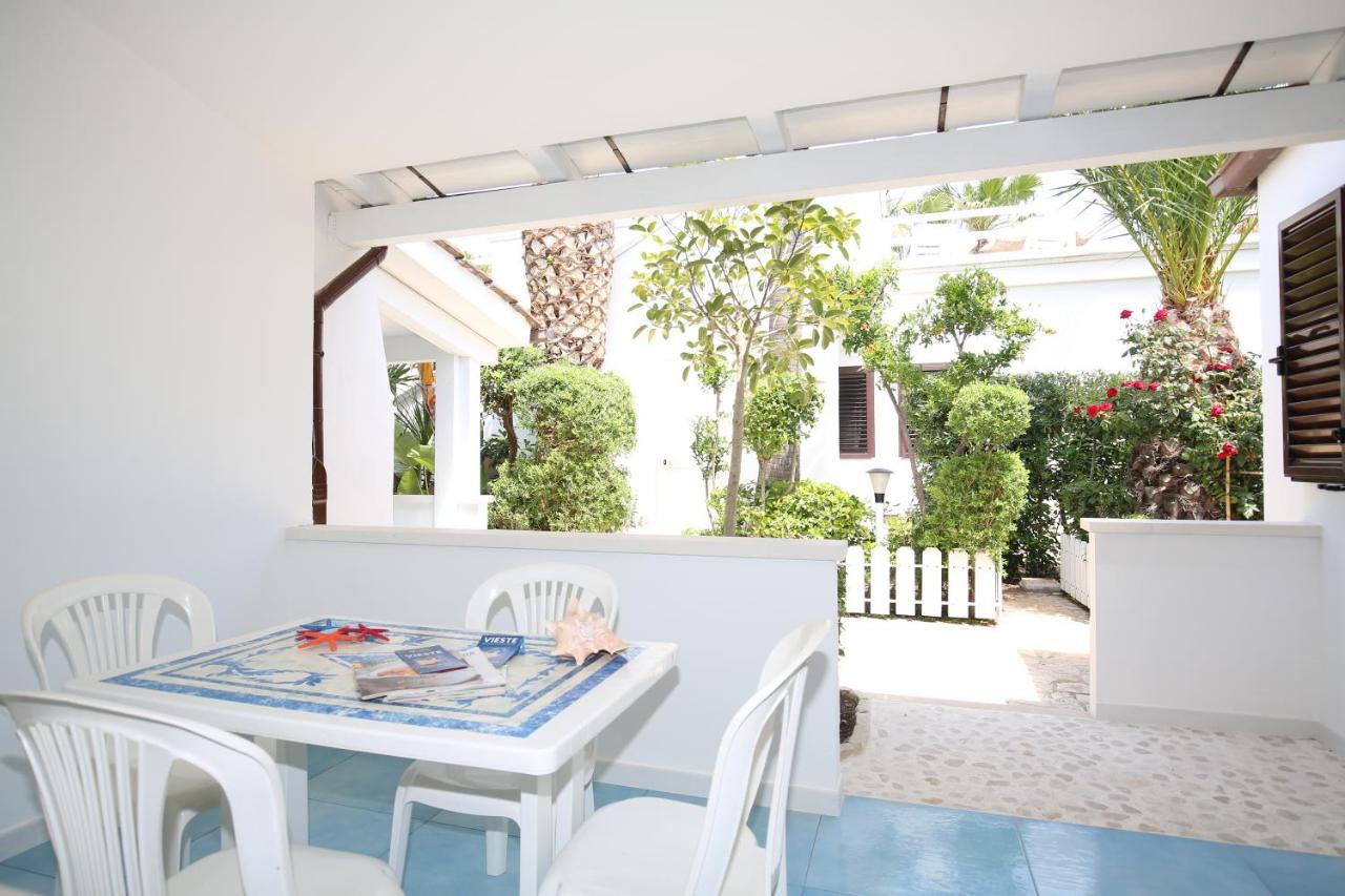 Residence La Conchiglia Vieste Bagian luar foto
